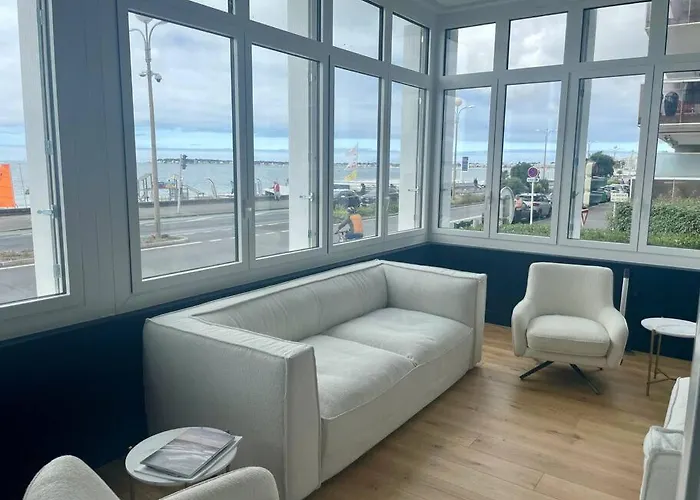 Face Le Panoramique *