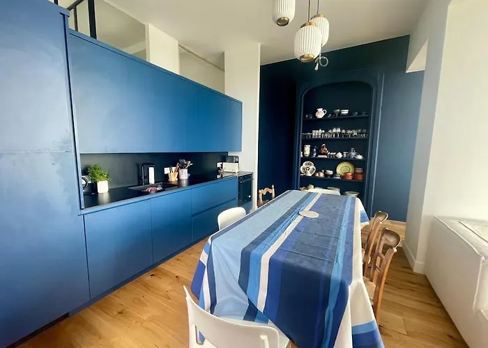 Face Le Panoramique Apartment